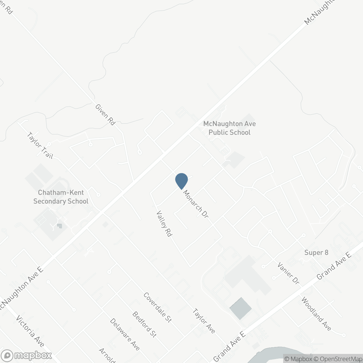 15 MONARCH DRIVE, Chatham, Ontario N7L 5G6